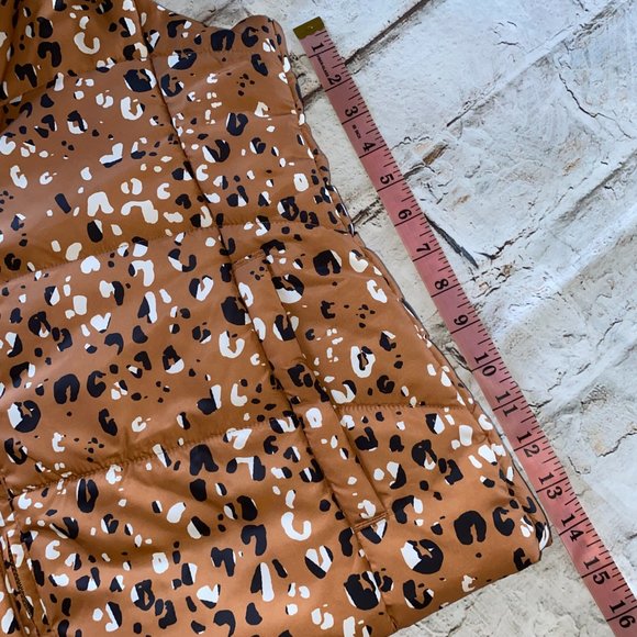 Loft Leopard Puffer Vest - Picture 7 of 8